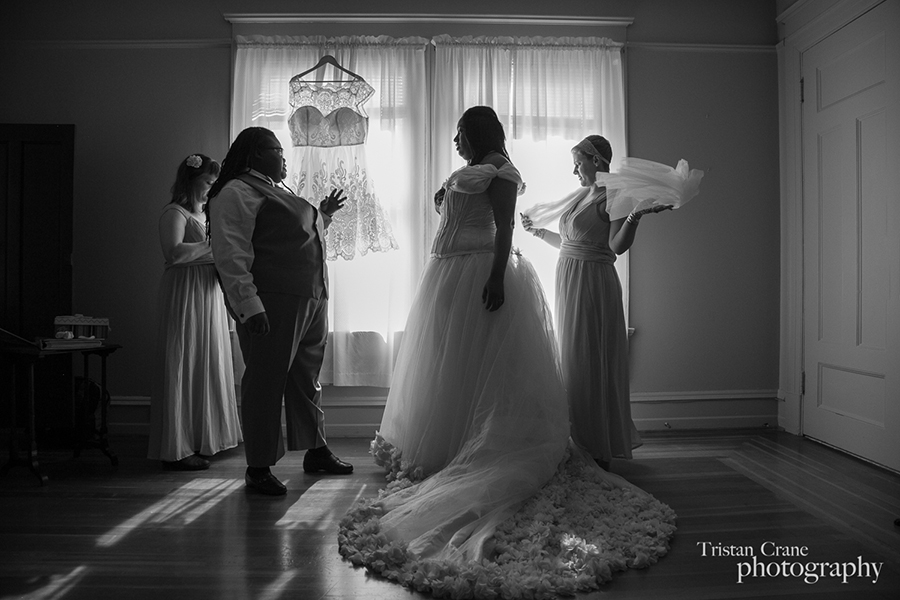 A bride prepares for her wedding day on Mare Islane, photography by Tristan Crane
